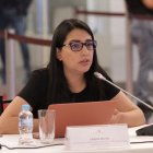 Sariha Moya, ha sido presentada como la "próxima ministra de Finanzas" durante el viaje de Noboa a Washington.