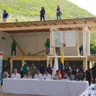 Cauca. Foto del 19 de septiembre, en una mesa de diálogo entre delegados del Gobierno y las disidencias.