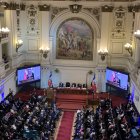 Santiago. El presidente Gabriel Boric recibe la nueva propuesta.