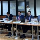 Reinstalación. Defensores de los procesados durante la audiencia que se realiza en la Corte Nacional de Justicia.