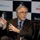 El doctor Gregg Semensa, premio Nobel de Medicina, asistió a un curso sobre medicina clínica, en Quito.