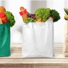 Compras.- El cliente que se esmera por comprar productos amigables con el medio ambiente.