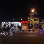 Situación. Las motos circulaban haciendo piruetas y con mucho ruido.