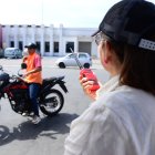 Los moradores también dan rondas y se comunican con los vecinos para evitar los asaltos