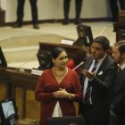 Pazmiño fue cercana a correístas y socialcristianos en la Asamblea, especialmente durante el juicio político al presidente Guillermo Lasso.