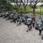 Insumos. Personal municipal posa para una foto oficial.