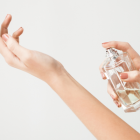 Algunos trucos para que el olor del perfume dure más tiempo