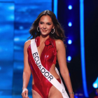 Delary Stoffers durante su desfile en traje de baño.