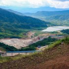 El depósito de relaves de la minera china Ecuacorriente que opera la mina Mirador, en El Pangui, provincia de Zamora Chinchipe (Ecuador).