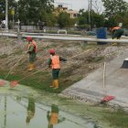 Trabajos. Interagua inició sus labores de mantenimiento de las piscinas.