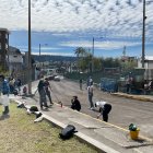 Ciudadanos y funcionarios participan de la megaminga