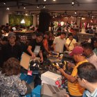 Compras.- Los clientes aprovechan los descuentos de la campaña "Al que Madruga, Mall del Sol lo Ayuda".