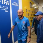 Tras la rueda de prensa, el seleccionador y sus dirigidos salieron hacia el estadio Rodrigo Paz.