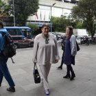 Visita. Mónica Palencia acudió este lunes 20 de noviembre a la Fiscalía General.