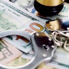 En Ecuador se ha designado por ley a la Unidad de Análisis Financiero y Económico para que emita reportes y alertas sobre el lavado de activos