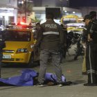 Los policías fueron baleados en la Av. Quito y Francisco de Marcos, centro de la ciudad.