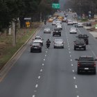 El Municipio prevé construir pasos peatonales elevados en la vía a la costa.