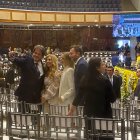 Las fotos grupales y los selfies se han apoderado de la previa a la poseción.