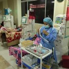 Los centros de diálisis dicen atender a 5.500 pacientes derivados del IESS y que la entidad les debe $ 55 millones.