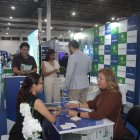 Logística. María Dolores Cobos, gerente de la empresa Etyecu (primera derecha).