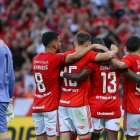 Gol de de "Superman" Valencia en el Brasileirao.