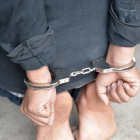 Tras ocultarse varios meses en Ecuador, realizó un viaje a El Salvador, para el que hizo una escala en Bogotá.