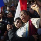 Mujeres celebran este martes 28 de noviembre de 2023 tras conocer la decisión de la Corte suprema de Justicia de Panamá, en Ciudad de Panamá (Panamá).