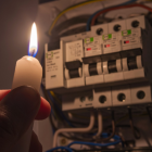 Las ciudades de Ecuador enfrentar cortes de energía debido a la crisis por la que atraviesa el sistema eléctrico del país.