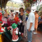 Referencial. En el bazar navideño exhibirán una variedad de artículos elaborados por ellos mismos.