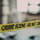 Referencial. En el lugar del suceso, los vecinos colocaron velas y se encerraron en sus casas.