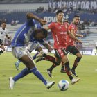 Emelec pierde el encuentro en el primer tiempo