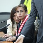 La fiscal general de Perú, Patricia Benavides, asiste a una citación ante la Comisión de Fiscalización del Congreso peruano este 5 de diciembre de 2023, en Lima (Perú).