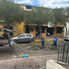 Tumbaco. Los obreros municipales limpiaron plazas calles desde 06:00.