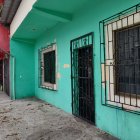 Restos. Fachada del domicilio que fue violentado para la cruel muerte de cuatro menores de edad en el Guasmo Sur