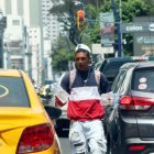 Vendedor. Hay más venta de agua.