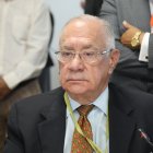 La pretensión de Puig es ser recalificado en el extinto concurso de contralor general.