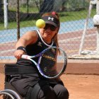 La deportista tiene 48 años. Entrena dos veces al día, aparte de su obligaciones como madre.