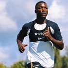 Moisés Caicedo es uno de los futbolista más buscados en redes