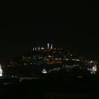 Fotografía de decoraciones navideñas, el 19 de diciembre del 2023, en Quito (Ecuador), en medio de una crisis energética