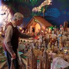 Su fe y su dedicación motivan a Joaquín cada año a continuar con la tradición de armar el pesebre.