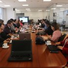 Trabajo. La comisión elabora el informe para el primer debate del pleno.