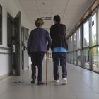 La mejor acción es transmitirle unión, seguridad y protección.