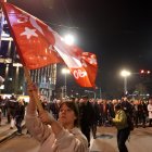 Un grupo de estudiantes, organizador de la protesta, exige el acceso a la lista de electores para comprobar si contiene "votantes ficticios"