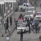 Hecho. Agentes de Control Municipal en coordinación con la 
@PoliciaEcuador
 detuvieron a un hombre armado que realizó disparos en los alrededores del cementerio del Suburbio. 

Prevenimos así el cometimiento de delitos en las zonas de concentración de ciudadanos durante estas fiestas.