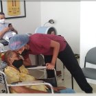 Acción. Los jóvenes y adultos mayores son prioridad de la fundación.