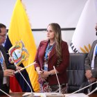 En su primer mes, la comisión ocasional solo ha logrado designar a su presidenta (c) y vicepresidente (d).