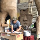 Un mes les tomó a los hermanos elaborar ambos monigotes.