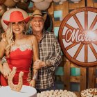 Mariela con su novio.