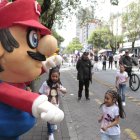 Los monigotes representan a los personajes de las películas de temporada, como Mario Bross.