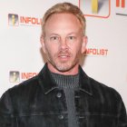 Ian Ziering se encontraba con su hija cuando ocurrió el incidente. Se pusieron a buen recaudo, dejando el auto abandonado.